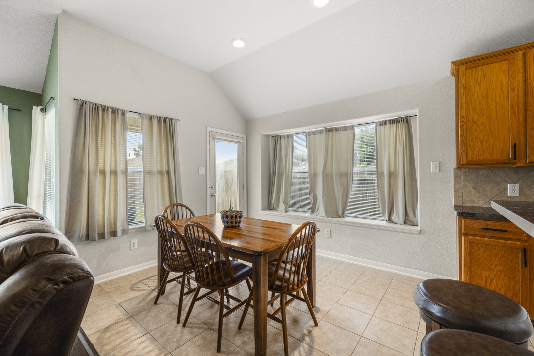 3422 Falcon Trail Court Spring, TX 77373 - Photo 12 of 35 a dining room with furniture and window