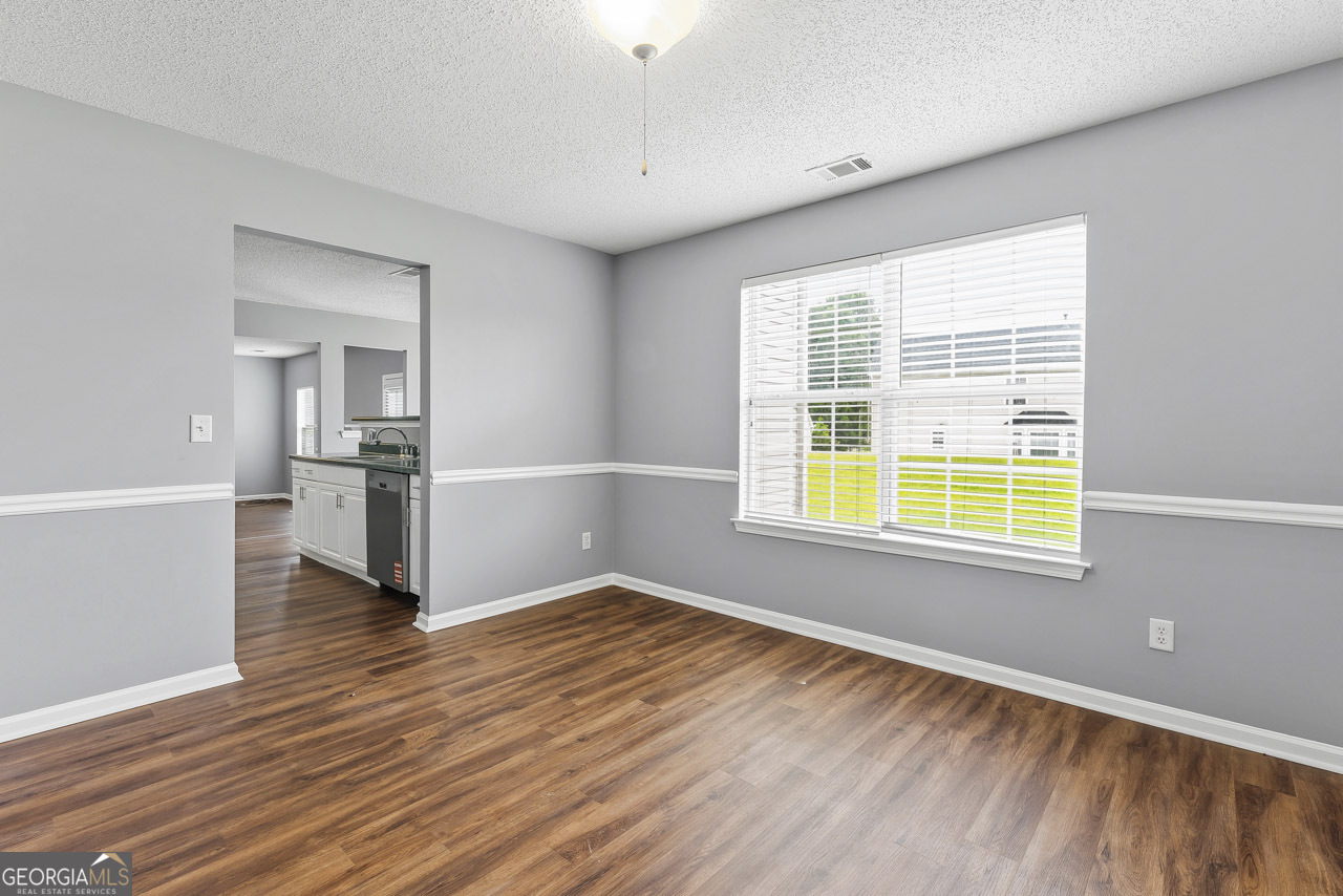 11925 Spring Lake Way Fayetteville, GA 30215 - Photo 7 of 27