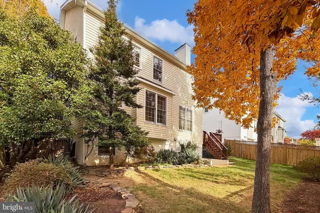 $1,284,818 | 4818 9th Street South, Arlington, VA 22204