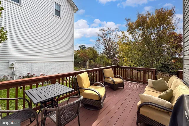 $1,284,818 | 4818 9th Street South, Arlington, VA 22204