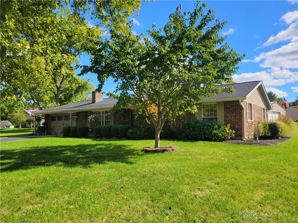 2887 Dayton Springfield Road Springfield, OH 45506 - Photo 1 of 27