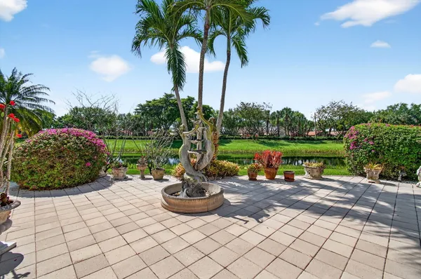 $800,000 | 6850 Fiji Circle, Boynton Beach, FL 33437