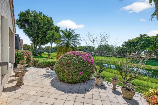 $800,000 | 6850 Fiji Circle, Boynton Beach, FL 33437