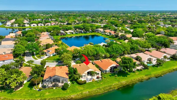 $800,000 | 6850 Fiji Circle, Boynton Beach, FL 33437