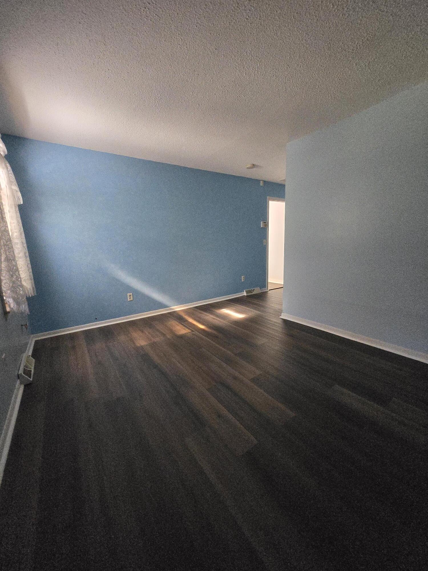 1028 Carleton Road Milan, MI 48160 - Photo 19 of 40 20251028_131410