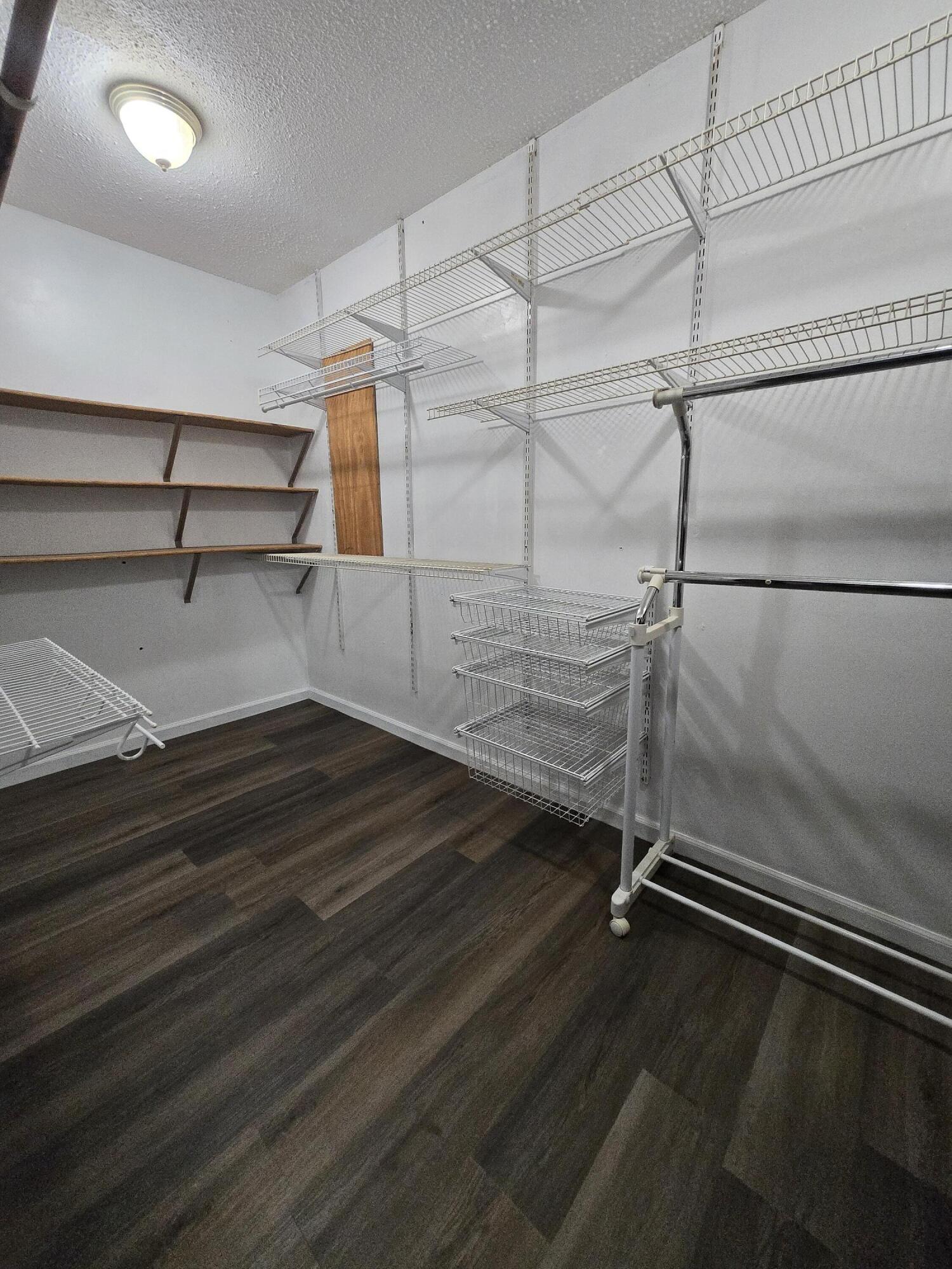 1028 Carleton Road Milan, MI 48160 - Photo 20 of 40 20251028_131305