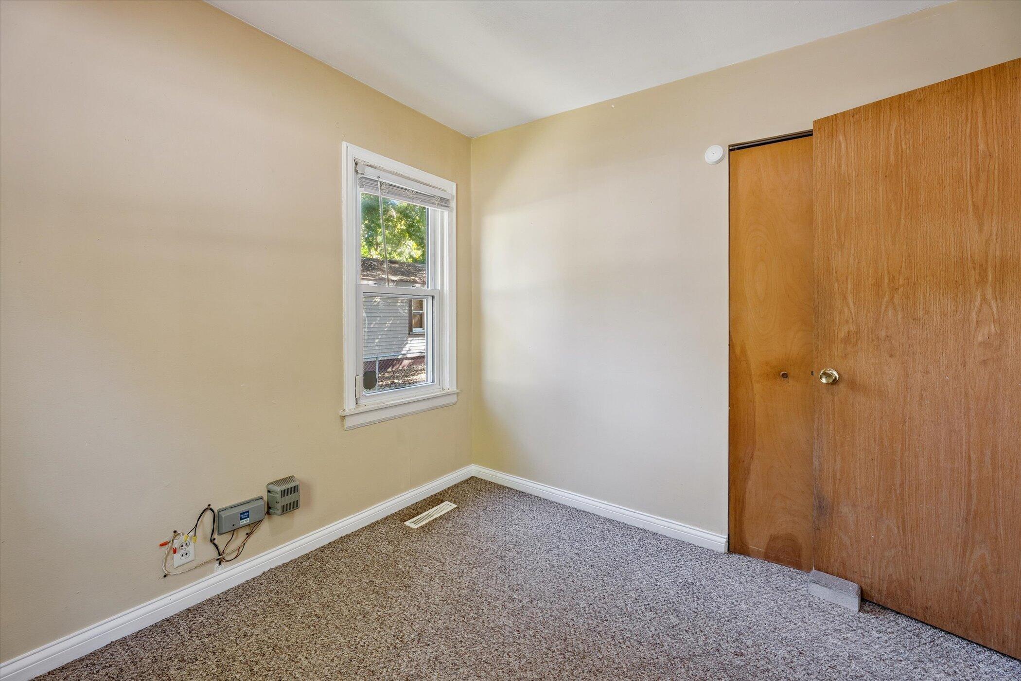 1028 Carleton Road Milan, MI 48160 - Photo 24 of 40 32-32-1028-Carlton-Dr-Milan-MI-48160-Win