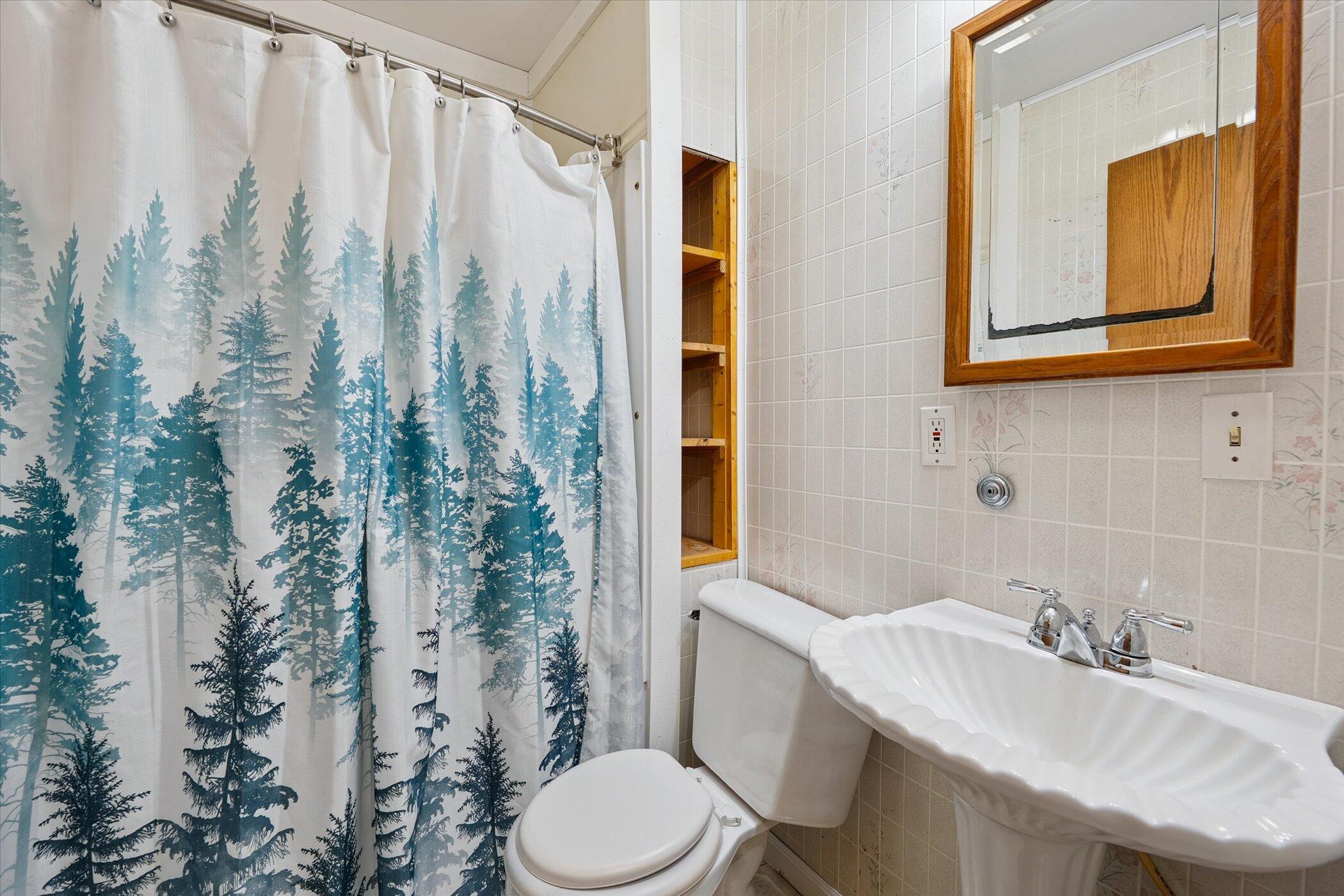 1028 Carleton Road Milan, MI 48160 - Photo 26 of 40 34-34-1028-Carlton-Dr-Milan-MI-48160-Win