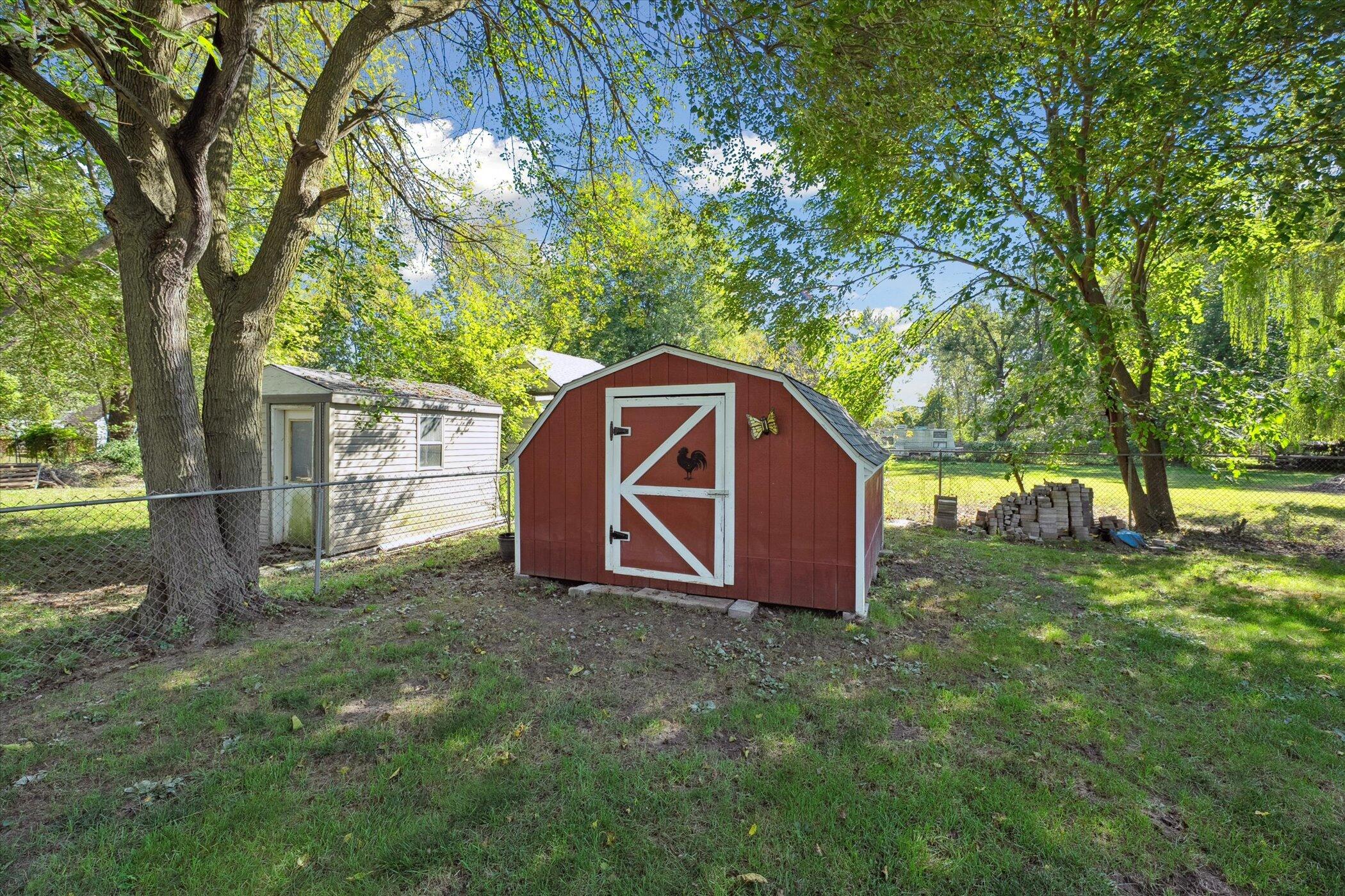 1028 Carleton Road Milan, MI 48160 - Photo 32 of 40 44-44-1028-Carlton-Dr-Milan-MI-48160-Win