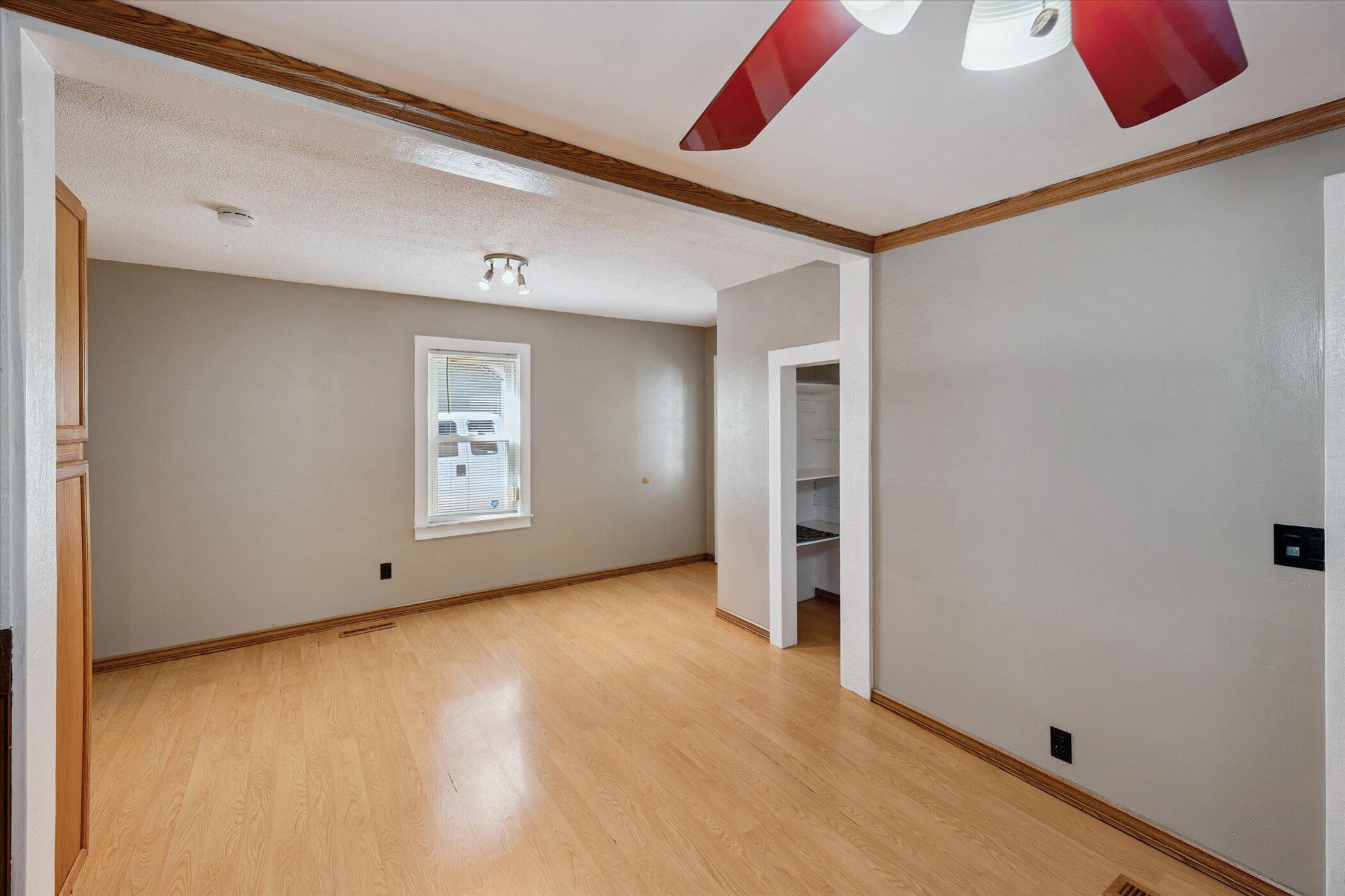 1028 Carleton Road Milan, MI 48160 - Photo 10 of 40 14-14-1028-Carlton-Dr-Milan-MI-48160-Win