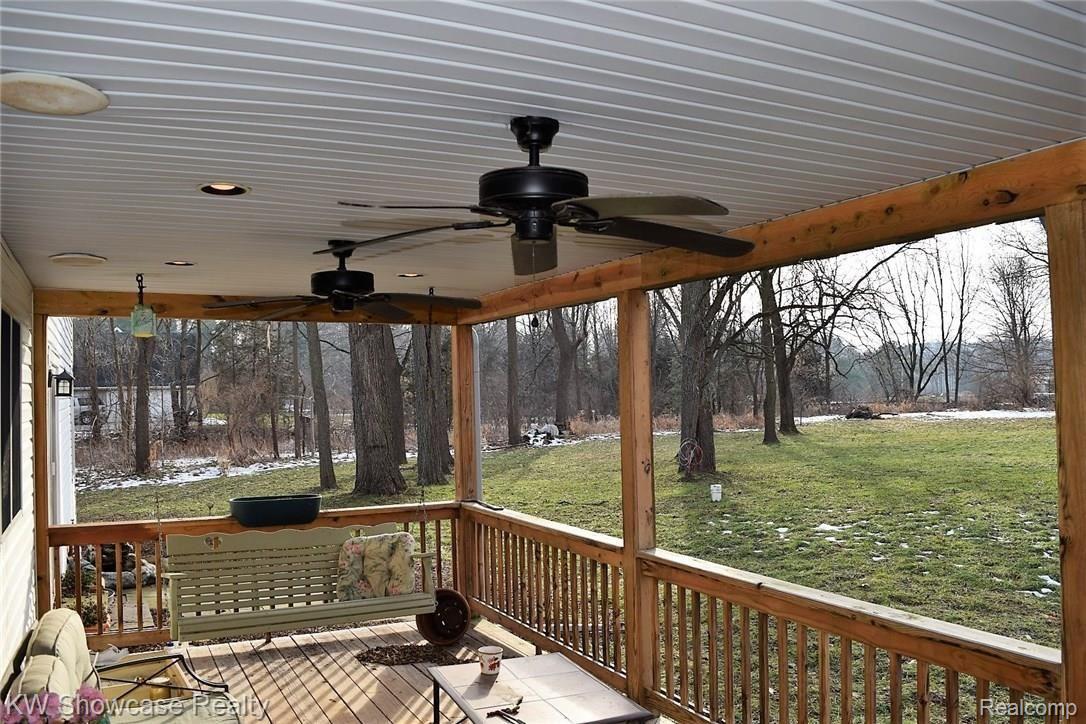 2859 Wixom Road Milford, MI 48381 - Photo 7 of 17 2.jpg