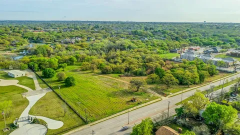$359,900 | 3 Elkhorn Drive, Fort Worth, TX 76179