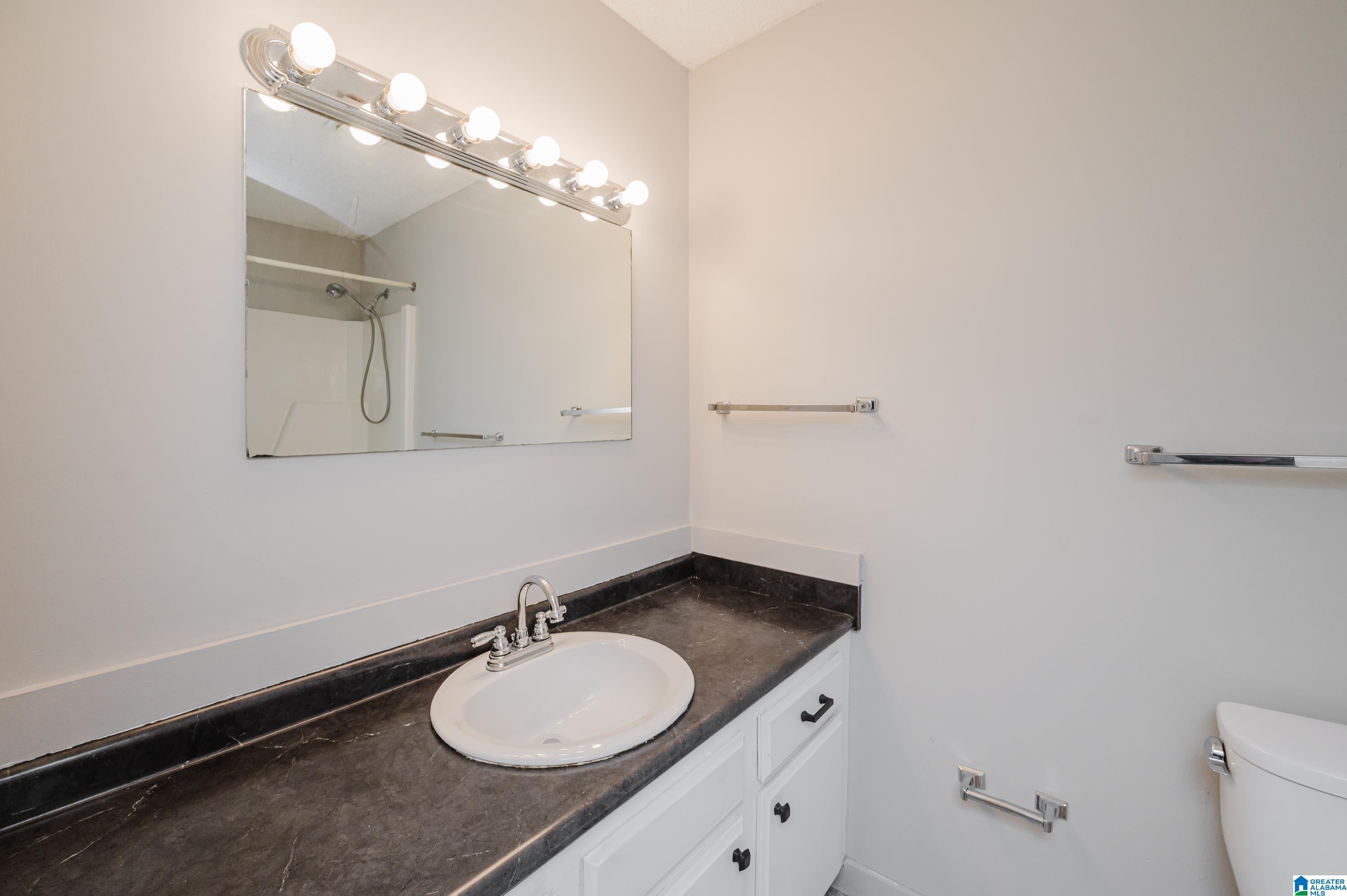 405 Running Brook Road, Unit 405 Hoover, AL 35226 - Photo 27 of 42 Gallery Image 27