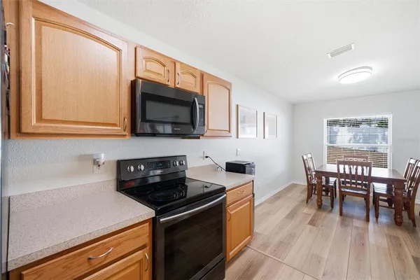 $269,999 | 37142 Highland Bluff Circle, Dade City, FL 33523