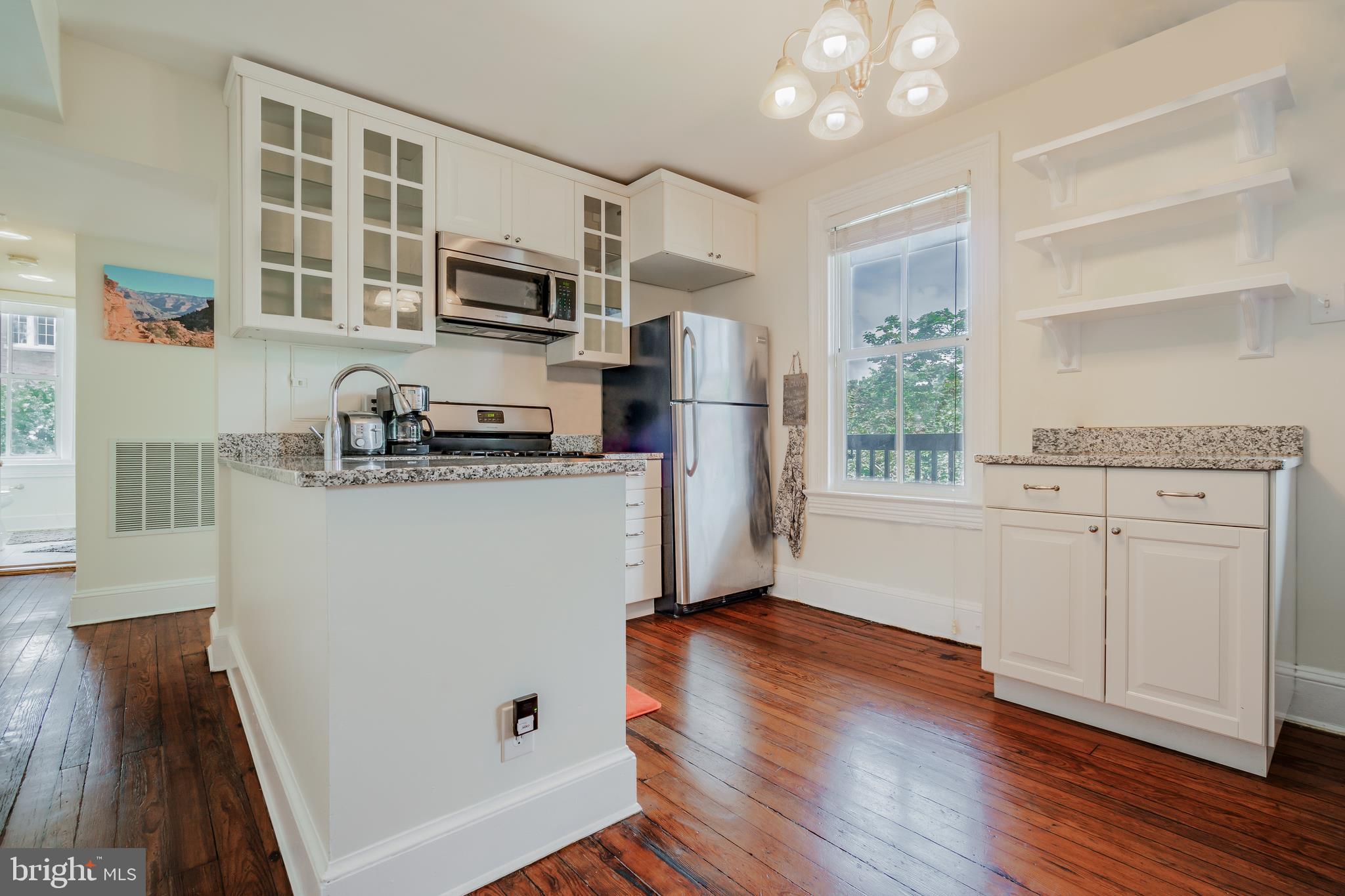 1133 D Street Northeast Washington, DC 20002 - Photo 8 of 17 (2nd) One Bedroom