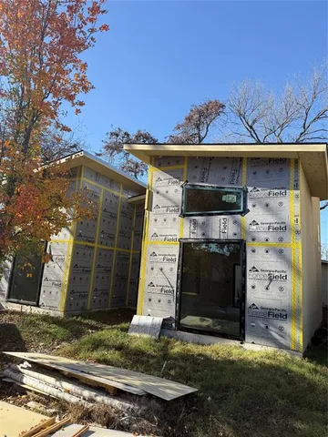 $990,000 | 8911 Forest Hills Boulevard, Dallas, TX 75218