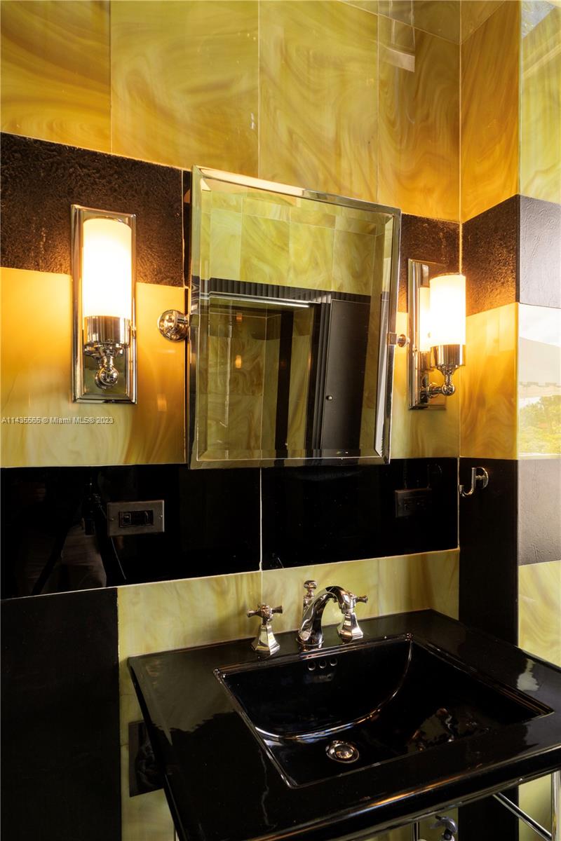 5959 La Gorce Drive Miami Beach, FL 33140 - Photo 33 of 60