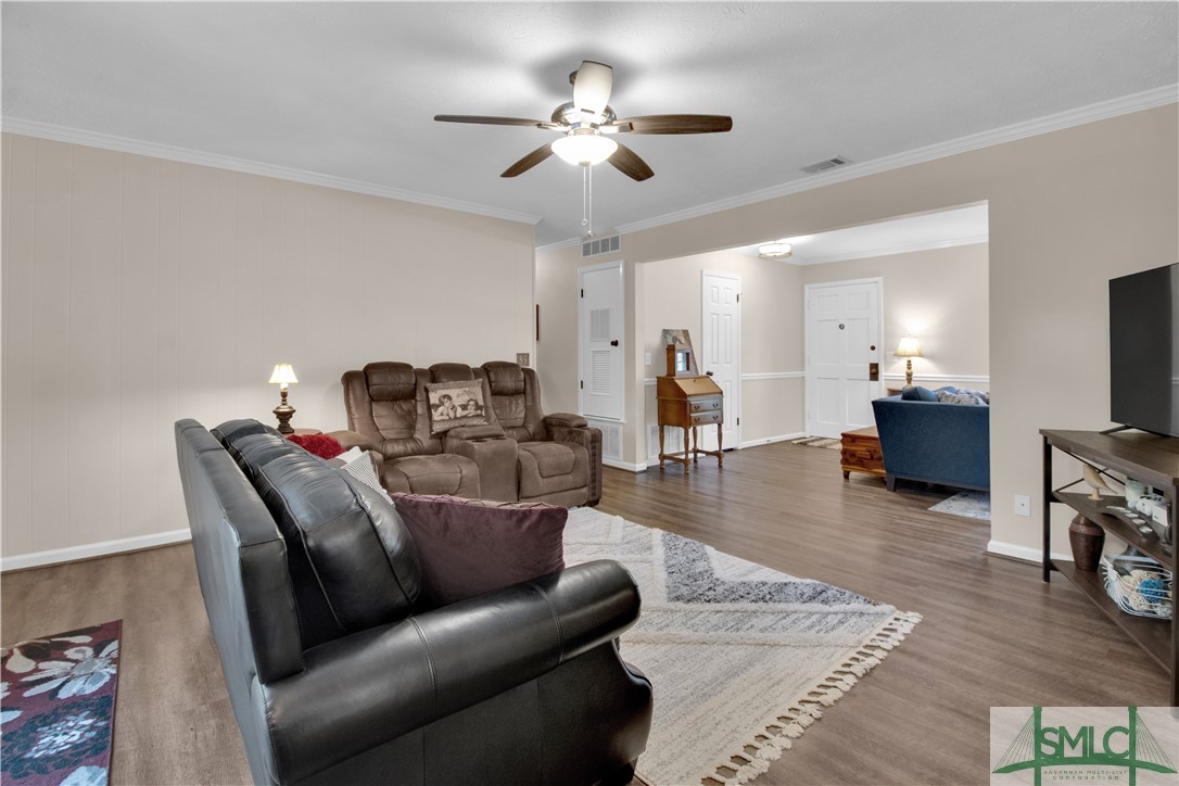 1128 Cobb Road Savannah, GA 31410 - Photo 15 of 45 Gallery Image 15