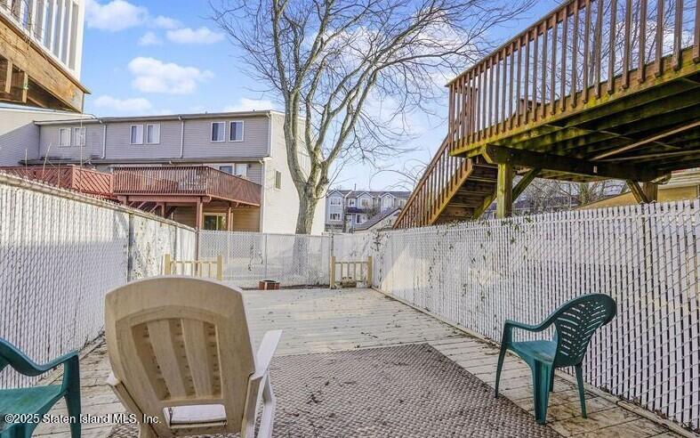 120 Pembrook Loop Staten Island, NY 10309 - Photo 23 of 24 a view of roof deck