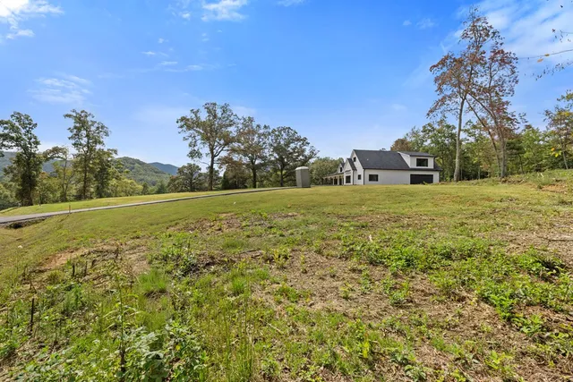 $589,900 | 195 Turkey Cove Drive, Hayesville, NC 28904