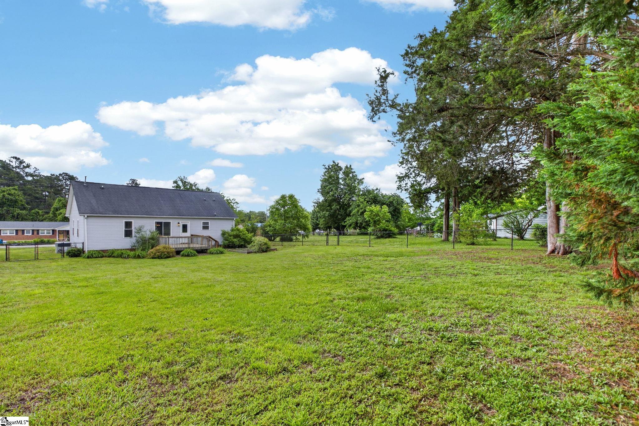 11 Rison Road Greenville, SC 29611 - Photo 33 of 37 Gallery Image 33