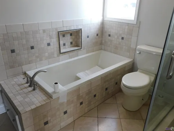 $2,500 | 14739 East Main Street, Cut Off, LA 70345