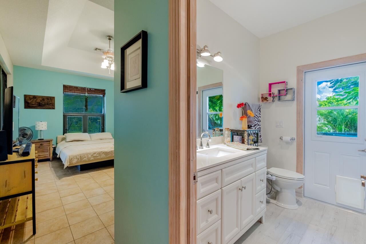 7889 Southeast River Lane Stuart, FL 34997 - Photo 26 of 32 7889 SE River Ln MLS-017