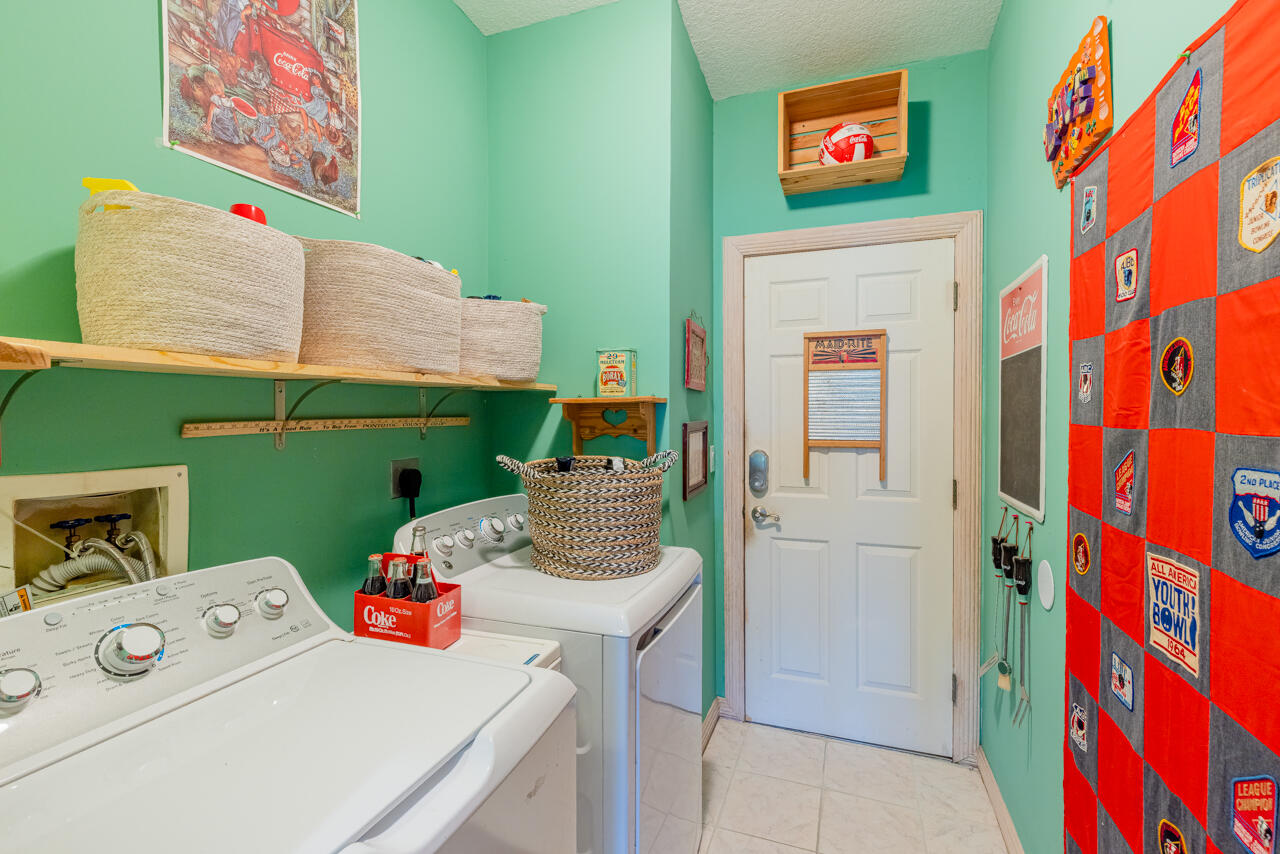 7889 Southeast River Lane Stuart, FL 34997 - Photo 31 of 32 7889 SE River Ln MLS-016