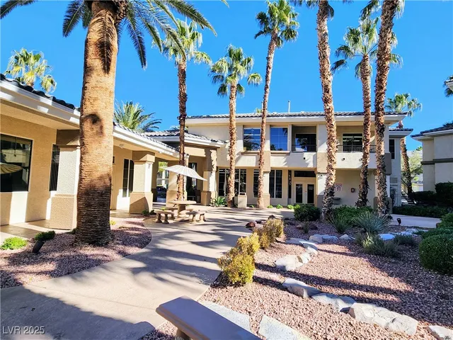 $1,600 | 7135 South Durango Drive, Unit 314, Las Vegas, NV 89113