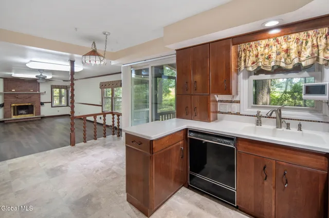 $450,000 | 47 Campus Club Drive, Guilderland, NY 12084