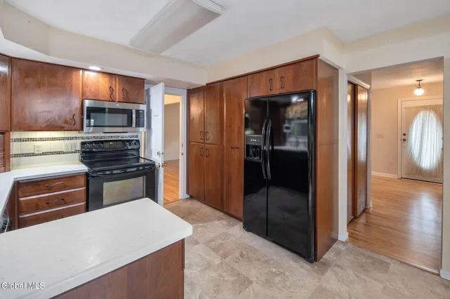 $450,000 | 47 Campus Club Drive, Guilderland, NY 12084