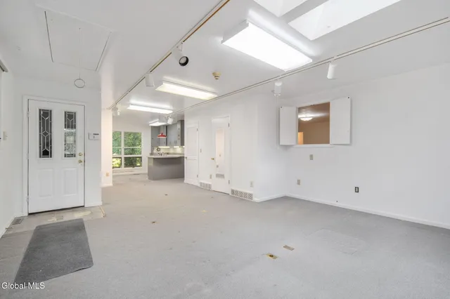 $450,000 | 47 Campus Club Drive, Guilderland, NY 12084