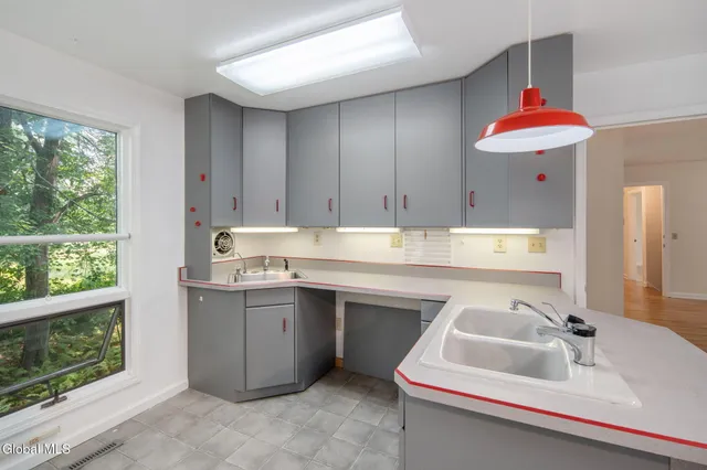 $450,000 | 47 Campus Club Drive, Guilderland, NY 12084