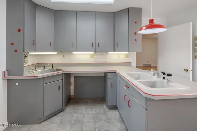 $450,000 | 47 Campus Club Drive, Guilderland, NY 12084