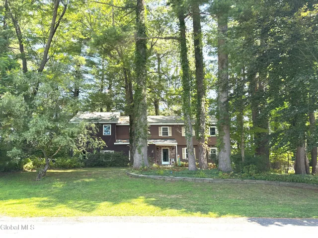 $450,000 | 47 Campus Club Drive, Guilderland, NY 12084