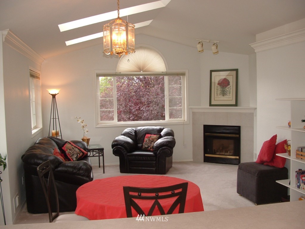 561 West Kellogg Road Bellingham, WA 98226 - Photo 1 of 1 Gallery Image 1