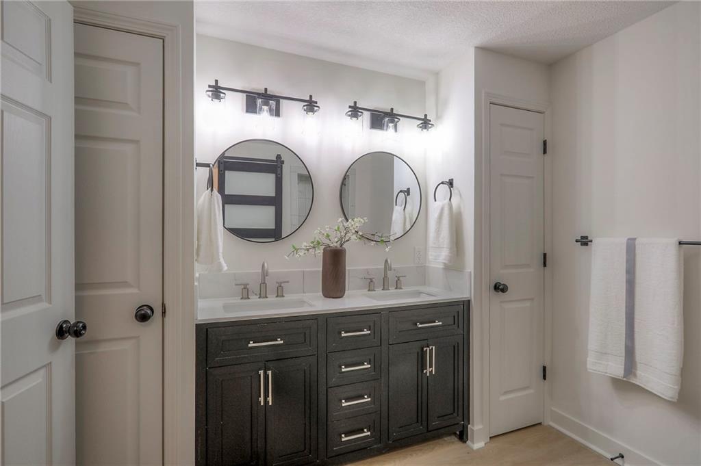 8721 South Hardsaw Road Lone Jack, MO 64070 - Photo 33 of 54