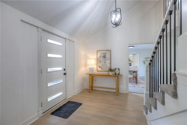 $699,999 | 8721 South Hardsaw Road, Lone Jack, MO 64070