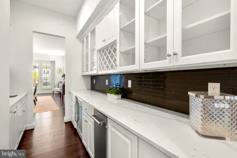 $1,190,000 | 6410 Paddington Street, Middle River, MD 21220