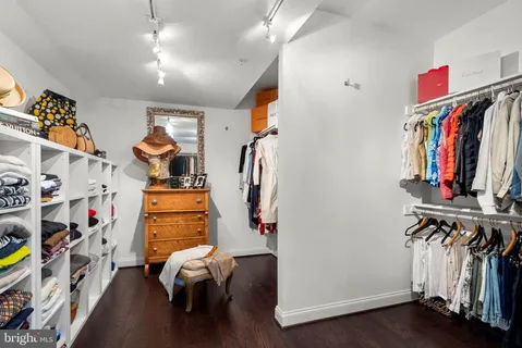 $1,190,000 | 6410 Paddington Street, Middle River, MD 21220