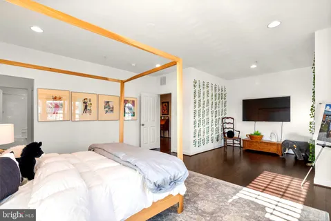 $1,190,000 | 6410 Paddington Street, Middle River, MD 21220