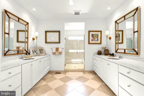 $1,190,000 | 6410 Paddington Street, Middle River, MD 21220