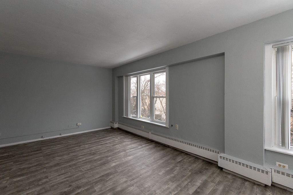 7333 North Ridge Boulevard, Unit 409 Chicago, IL 60645 - Photo 4 of 19 Gallery Image 4