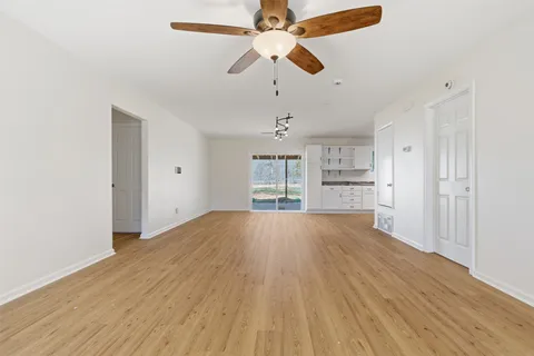 $299,000 | 250 Keanahalululu Lane, Bastrop, TX 78602