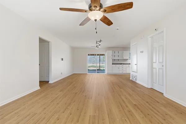 $284,000 | 250 Keanahalululu Lane, Bastrop, TX 78602