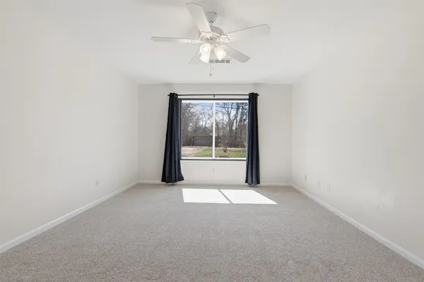 $284,000 | 250 Keanahalululu Lane, Bastrop, TX 78602