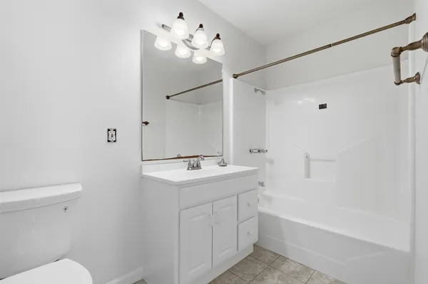 $284,000 | 250 Keanahalululu Lane, Bastrop, TX 78602