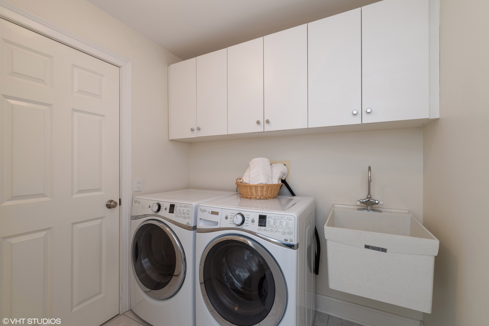 1049 Pontiac Road Wilmette, IL 60091 - Photo 19 of 28