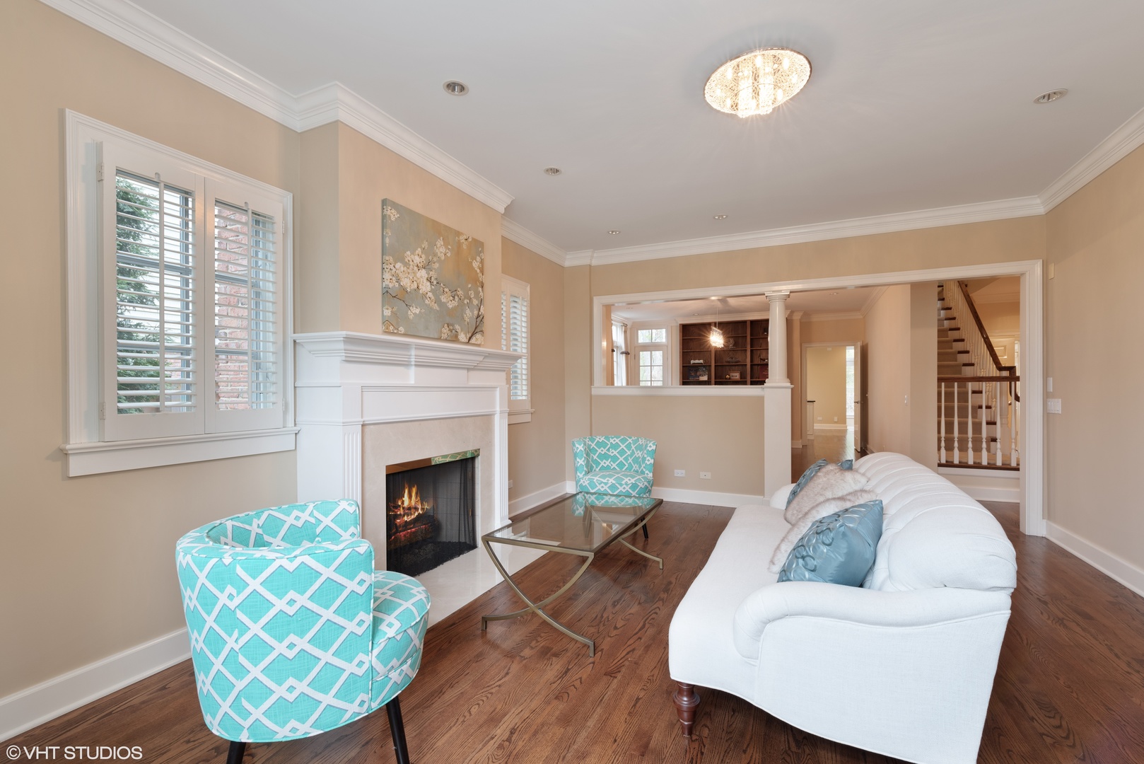 1049 Pontiac Road Wilmette, IL 60091 - Photo 3 of 28
