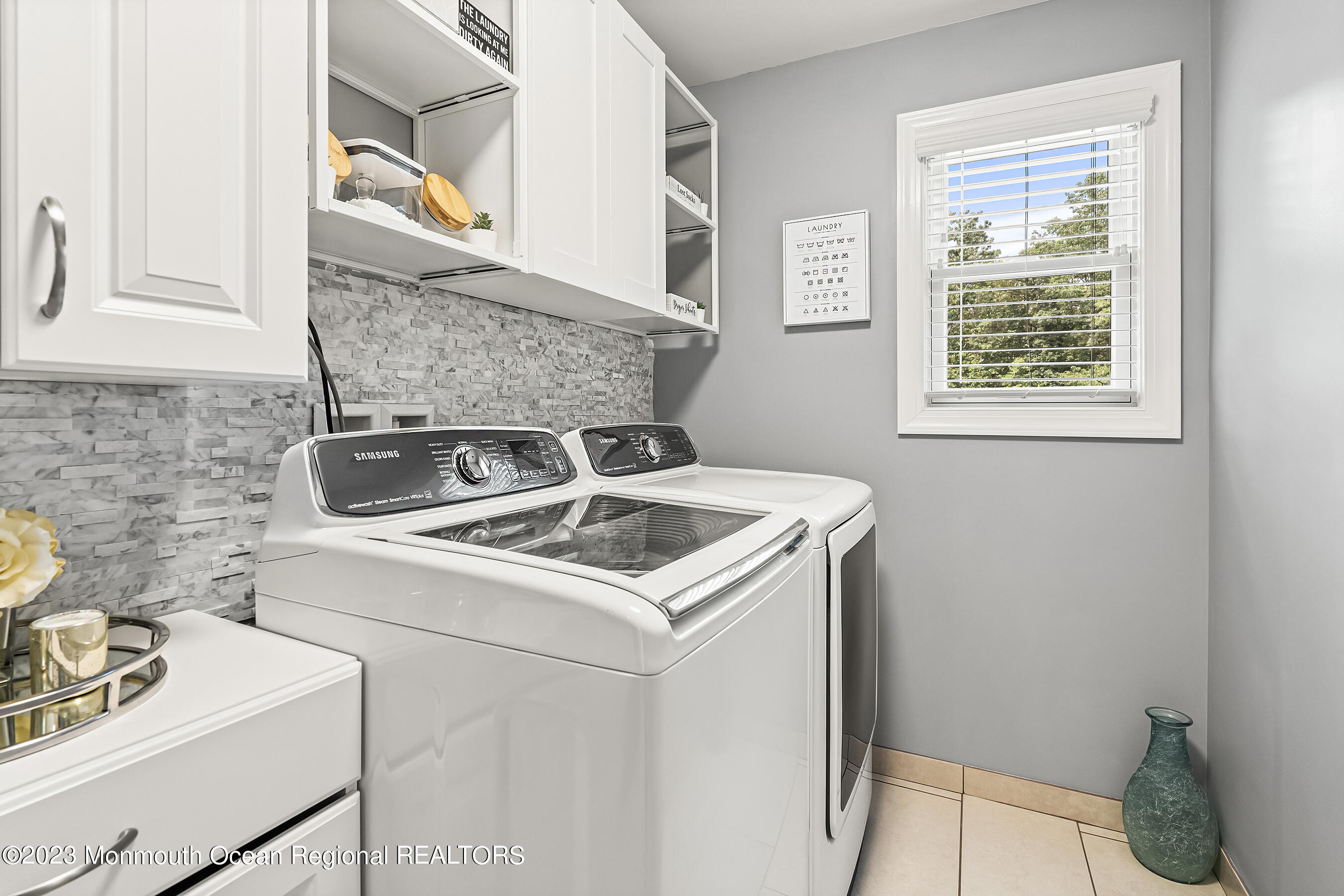 108 Wiseman Road Jackson, NJ 08527 - Photo 27 of 42 a utility room with dryer and washer